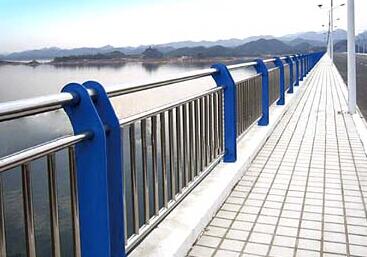 河道護(hù)欄